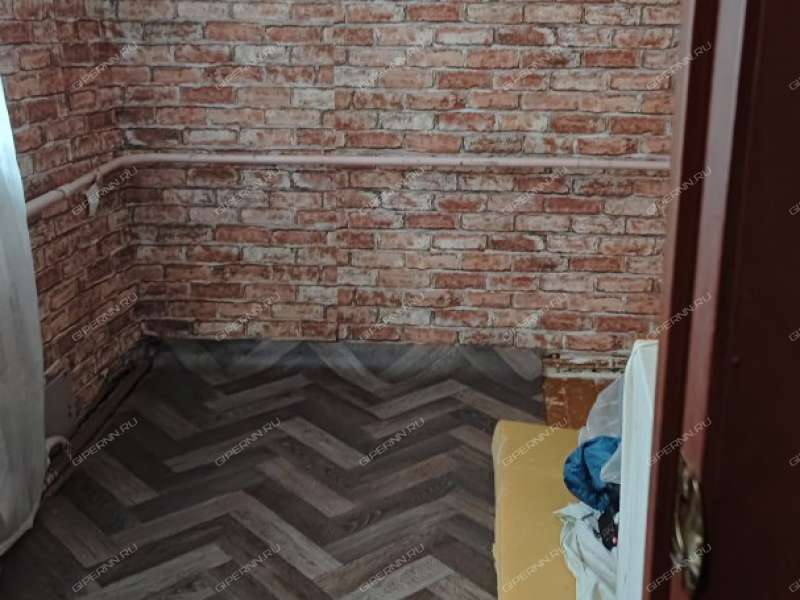 трёхкомнатная квартира на Красносормовской улице дом 16