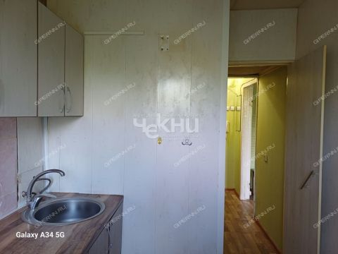 1-komnatnaya-ul-marshala-voronova-d-20 фото