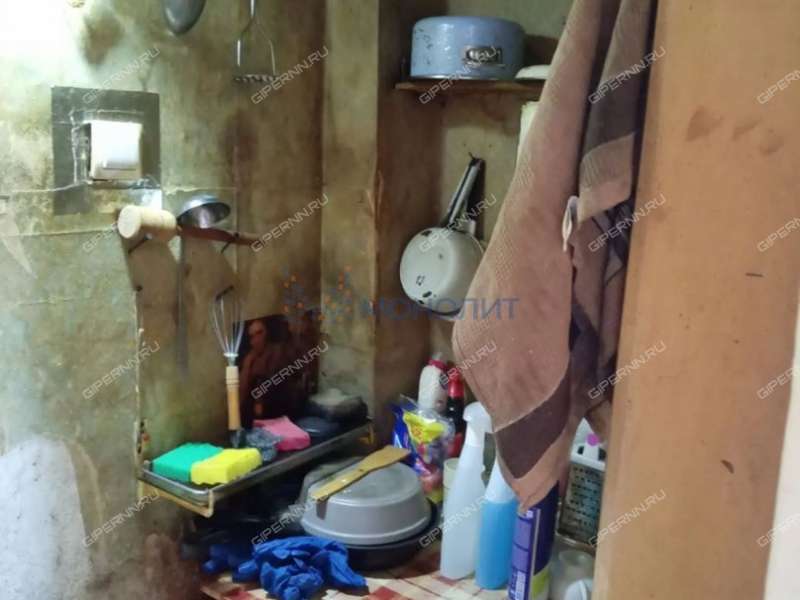 комната в доме 52 на проспекте Героев