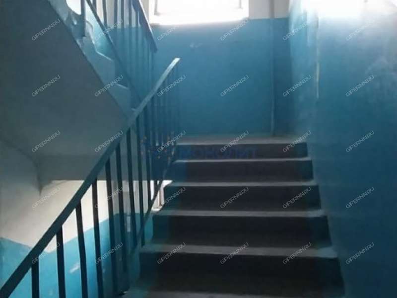 трёхкомнатная квартира на Центральной улице дом 7 рабочий посёлок Ильиногорск