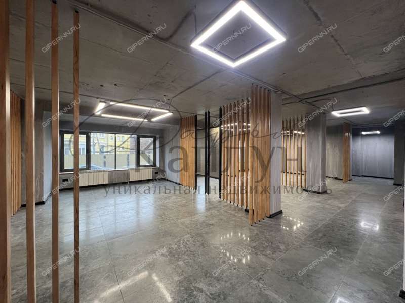 помещение под офис на площади Минина и Пожарского