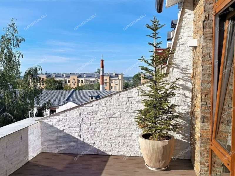 трёхкомнатная квартира на улице Минина дом 29