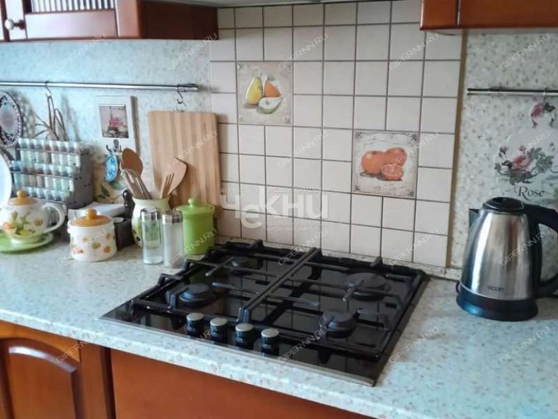 дом в микрорайоне 3 й город Бор