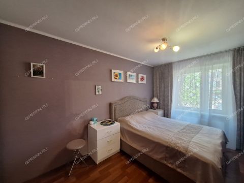 3-komnatnaya-ul-kerchenskaya-d-28 фото