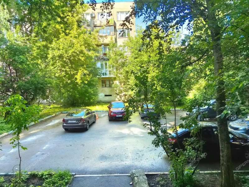 четырёхкомнатная квартира на улице Ванеева дом 28