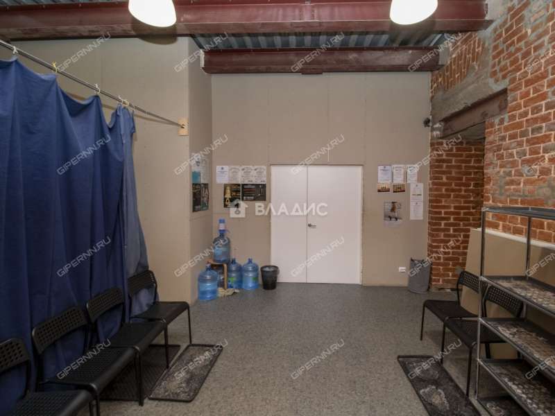 помещение под помещение свободного назначения на Большой Покровской улице