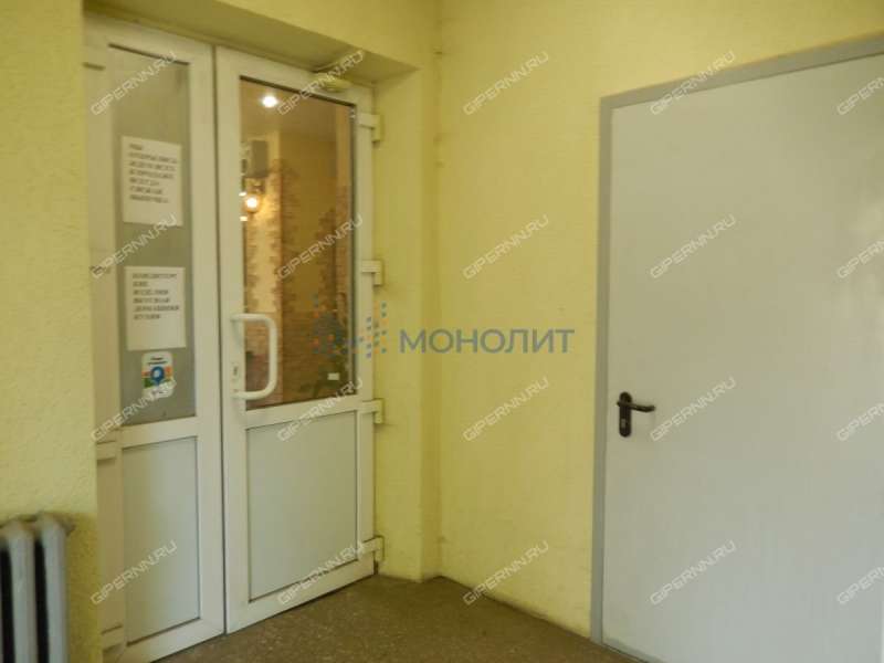 помещение под помещение свободного назначения, торговую площадь на улице Героя Давыдова