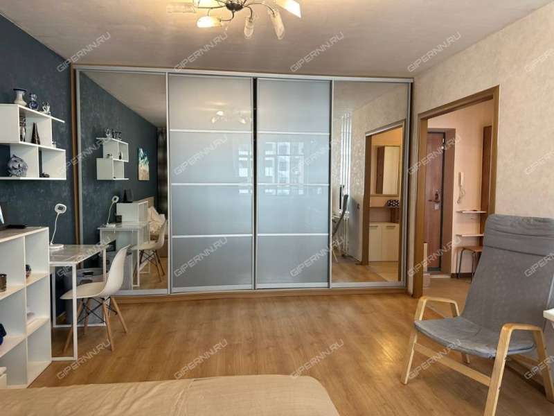 однокомнатная квартира на улице Александра Хохлова дом 1