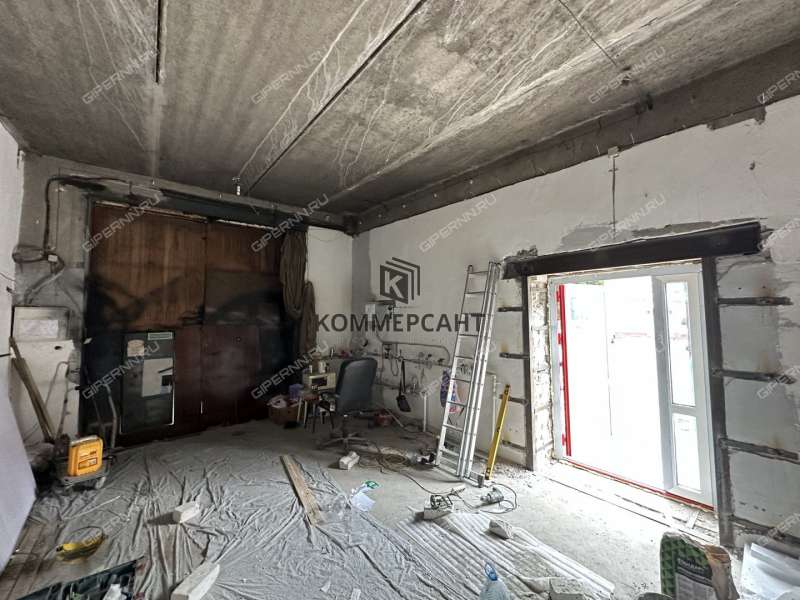 здание под офис, торговую площадь на улице Веденяпина