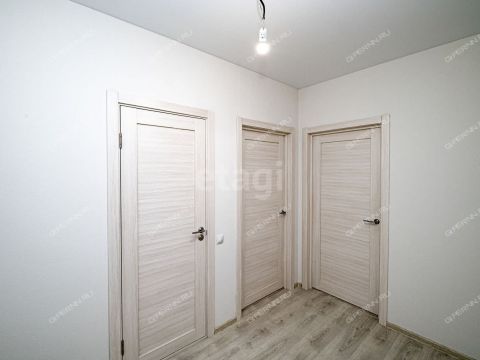 1-komnatnaya-ul-vladimira-luzyanina-d-3 фото