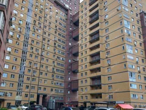 1-komnatnaya-ul-borisa-panina-d-7-k5 фото