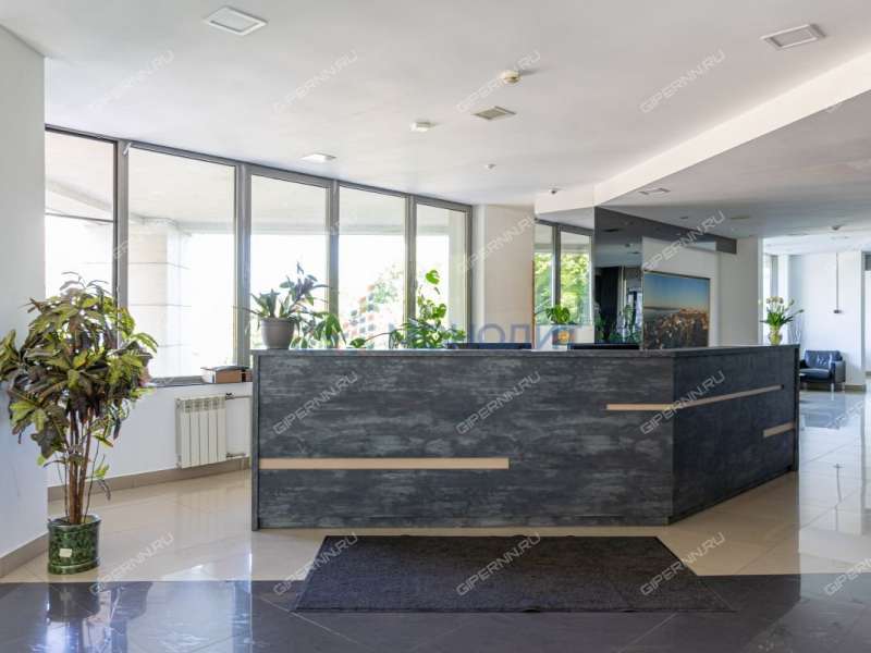 четырёхкомнатная квартира на Почтовом съезде дом 11