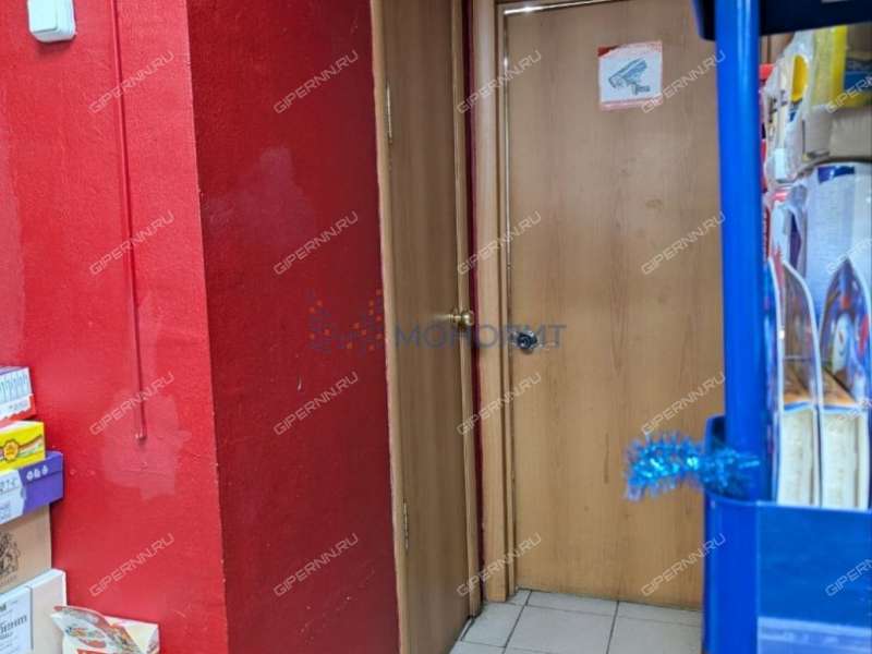 помещение под офис, торговую площадь на улице Сергея Акимова