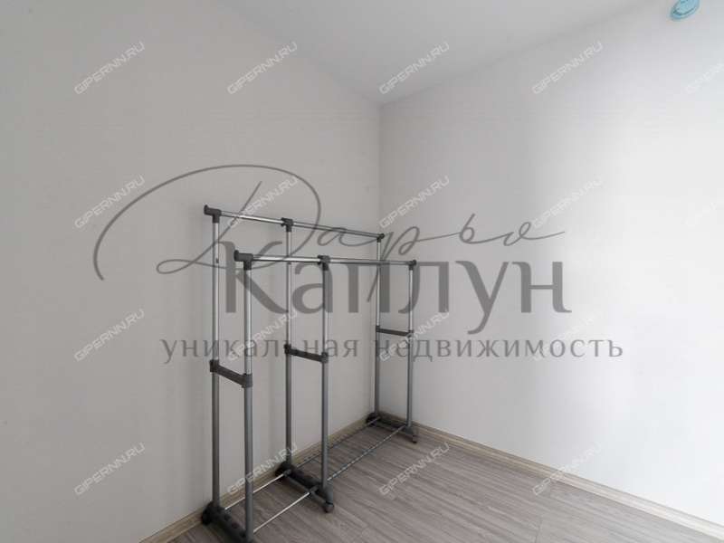 двухкомнатная квартира на улице Владимира Лузянина дом 1