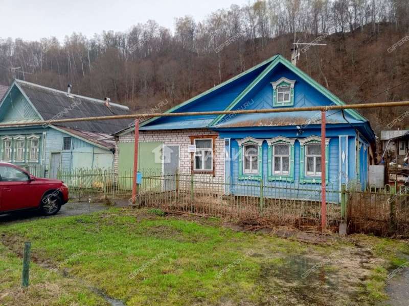 дом на улице Куйбышева село Безводное