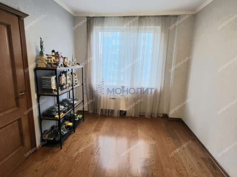 шестикомнатная квартира на улице Янки Купалы дом 38