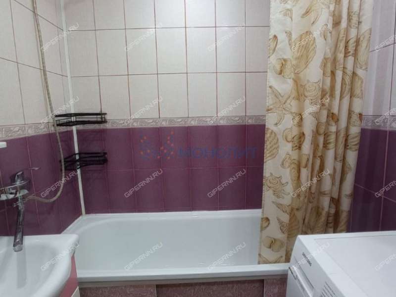 трёхкомнатная квартира на 8-й Северной улице дом 20 город Павлово