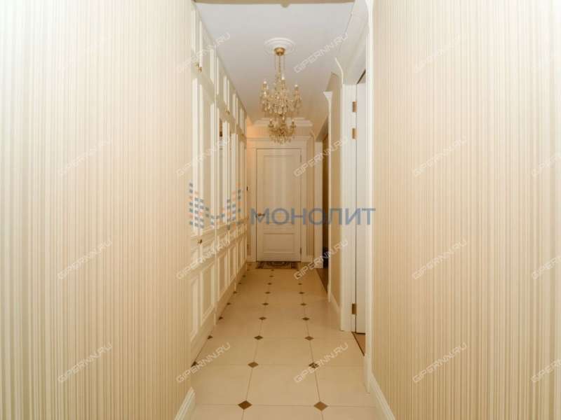 трёхкомнатная квартира на Большой Покровской улице дом 30а