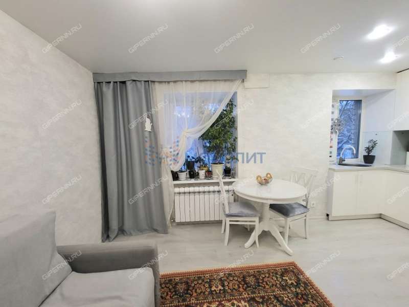 двухкомнатная квартира на Республиканской улице дом 27