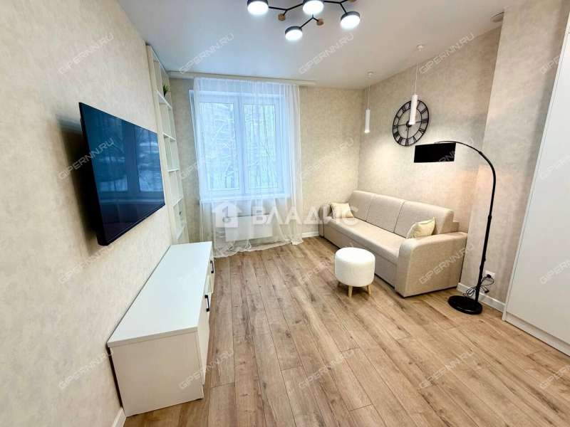 трёхкомнатная квартира на Ошарской улице дом 98 к1