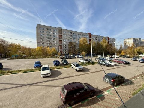 2-komnatnaya-ul-dvizhencev-d-34 фото