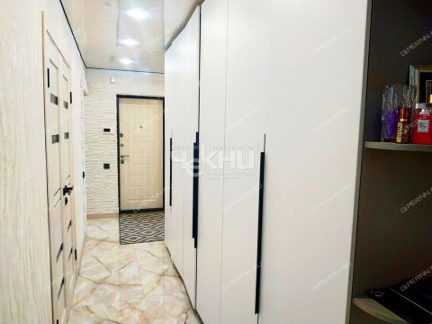 3-komnatnaya-ul-oktyabrskoy-revolyucii-d-40 фото