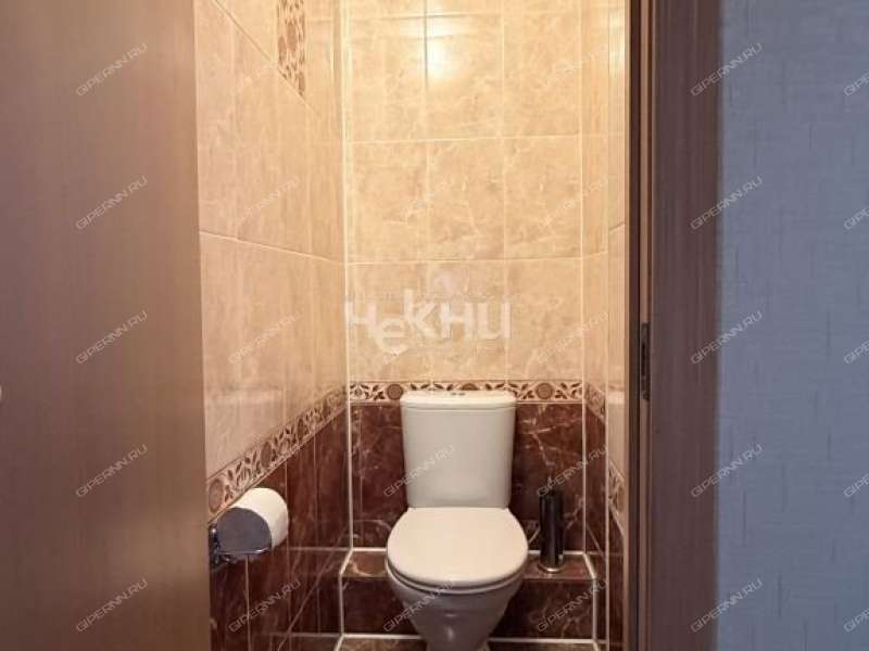 трёхкомнатная квартира на Подворной улице дом 6