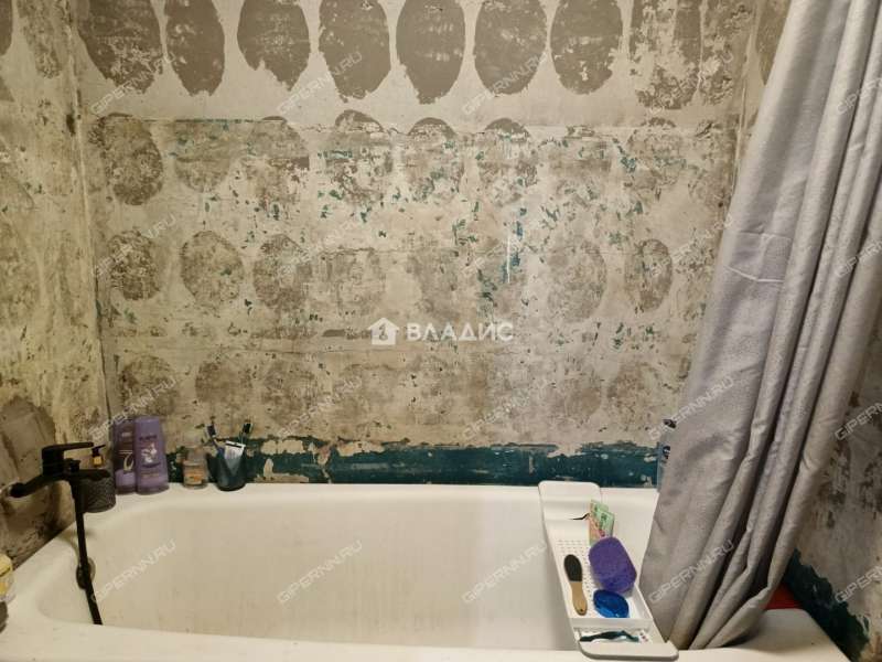 трёхкомнатная квартира на Подворной улице дом 6