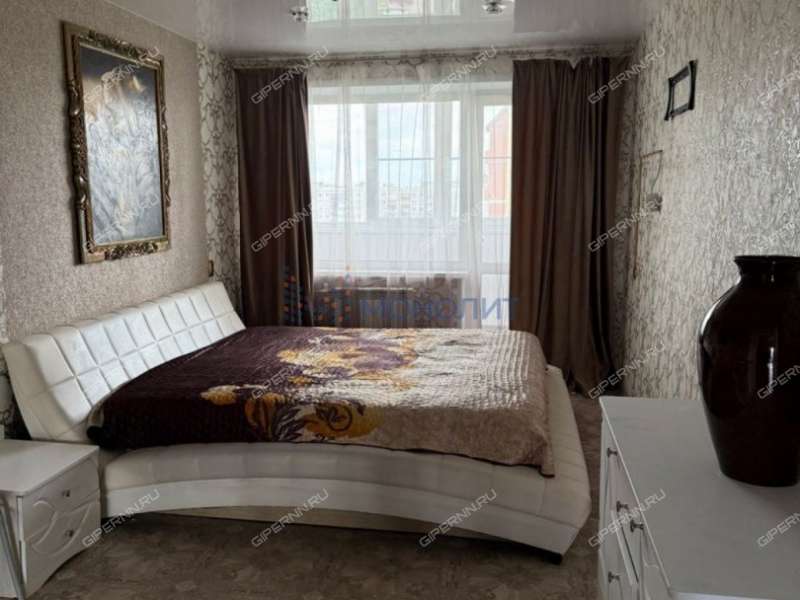 трёхкомнатная квартира на улице Ватутина дом 16А