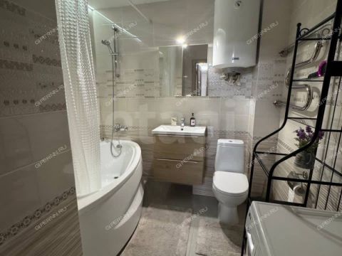 1-komnatnaya-ul-pervocvetnaya-d-6 фото