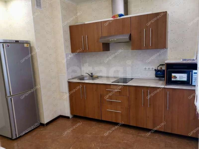 двухкомнатная квартира на улице Родионова дом 27