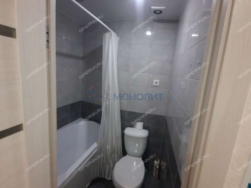 комната в доме 42 на улице Бурденко