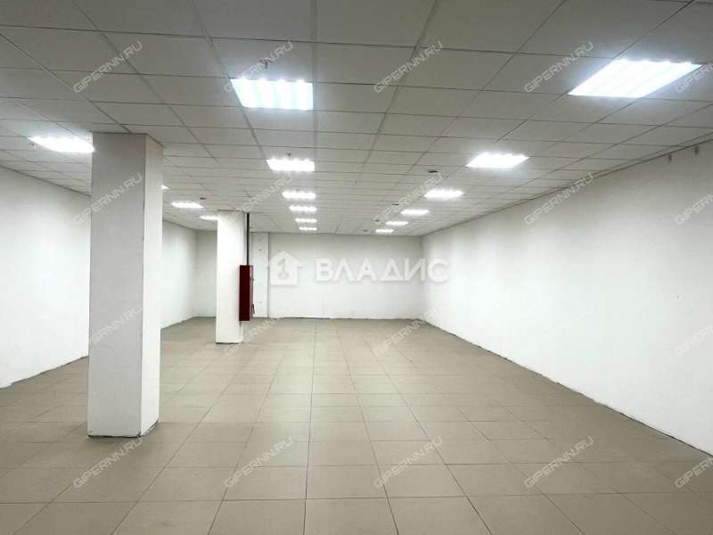 помещение под помещение свободного назначения на Южном шоссе