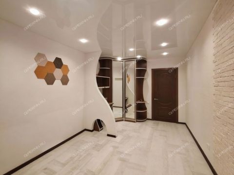 3-komnatnaya-ul-gordeevskaya-d-44 фото