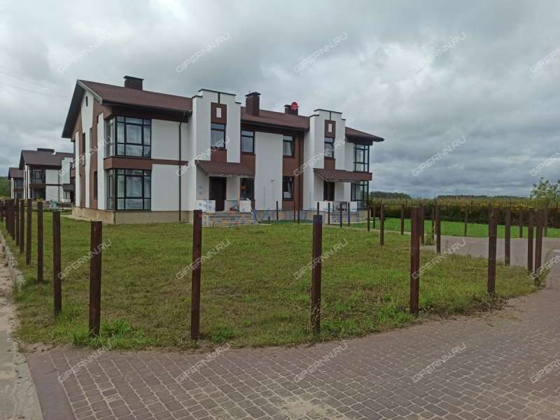 дом на улице Лесная деревня Фроловское