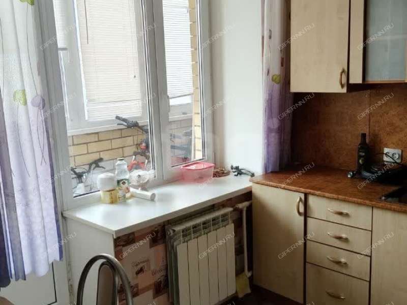 однокомнатная квартира на Вятской улице дом 7