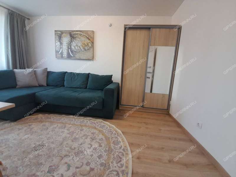 трёхкомнатная квартира на проспекте Героев Донбасса дом 10