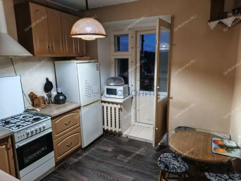 2-komnatnaya-oktyabrskiy-r-n-gorodskoy-okrug-bor фото