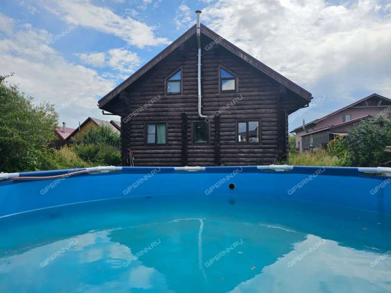 дом на деревня Ройка