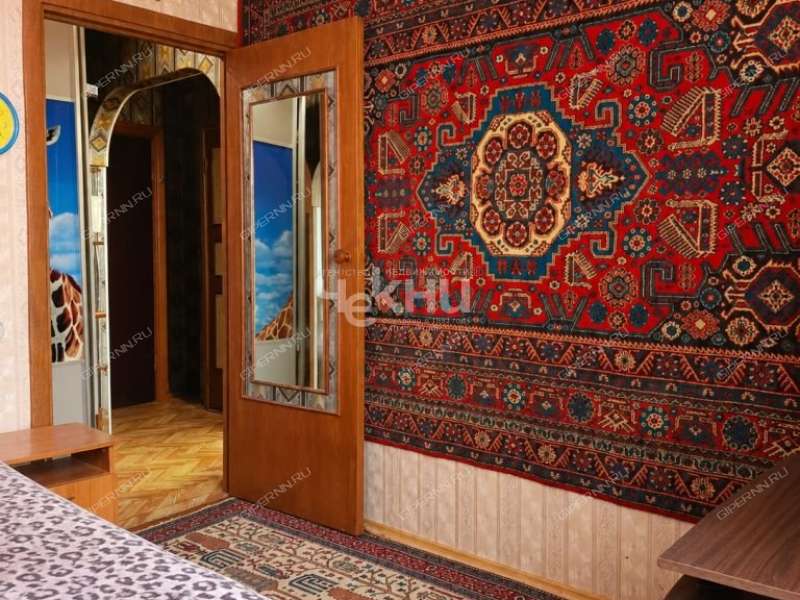 двухкомнатная квартира на улице Пермякова дом 4