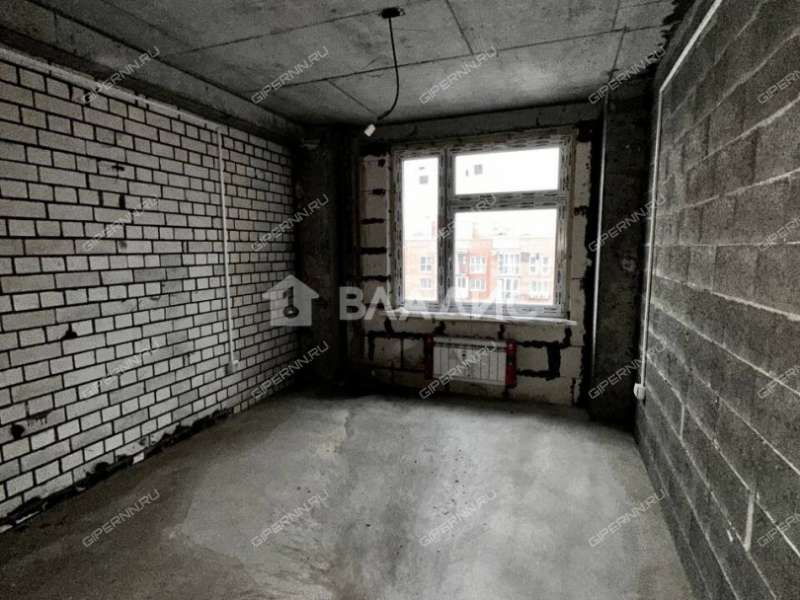 четырёхкомнатная квартира на Полтавской улице дом 15