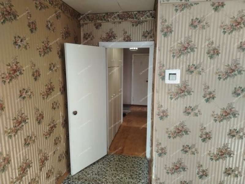 трёхкомнатная квартира на улице Героя Шнитникова дом 26