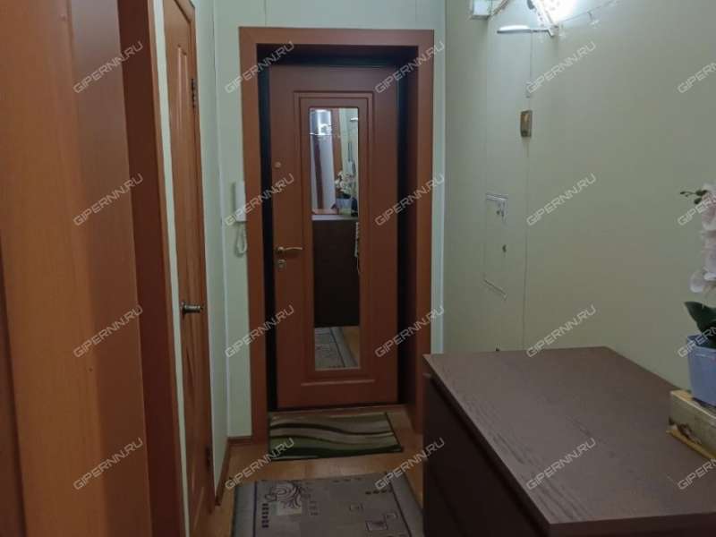 трёхкомнатная квартира на проспекте Кирова дом 16