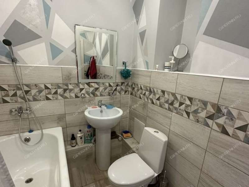 квартира-студия на Бурнаковской улице дом 75 к1