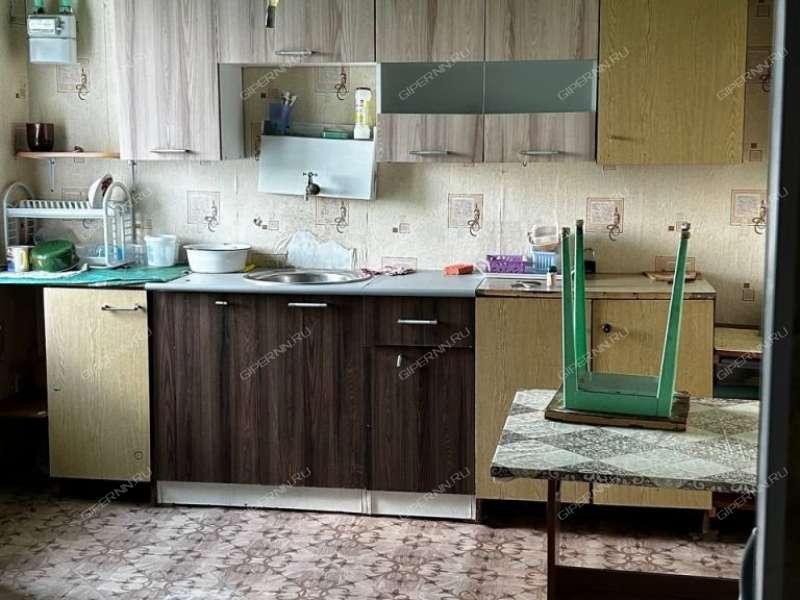 дом на Центральная село Асташиха