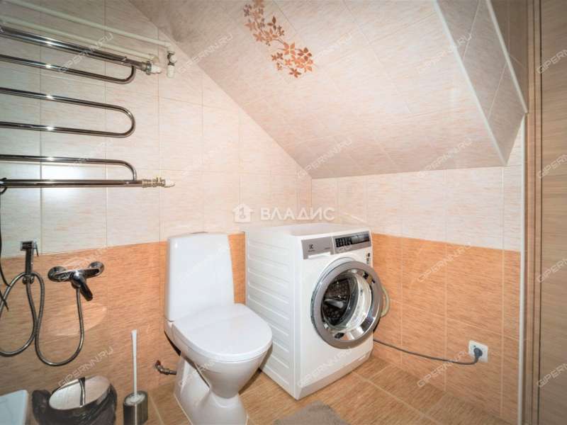 дом на улице Академика Вавилова