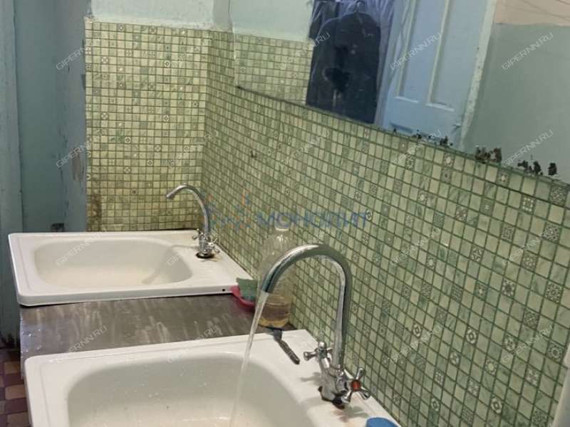 комната в доме 203 на Московском шоссе