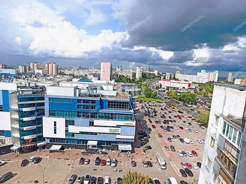 пятикомнатная квартира на улице Композитора Касьянова дом 1