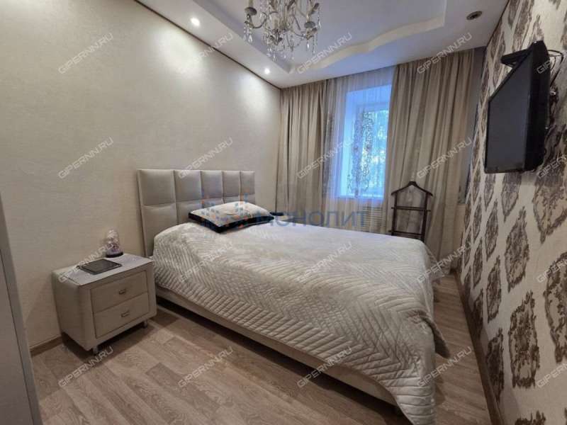 трёхкомнатная квартира на улице Бориса Корнилова дом 8