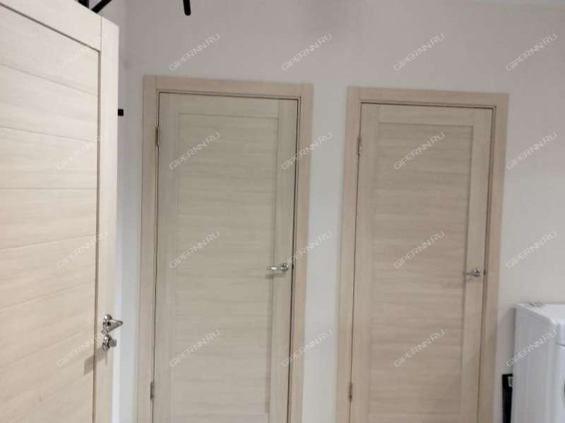 трёхкомнатная квартира на улице Островского дом 15